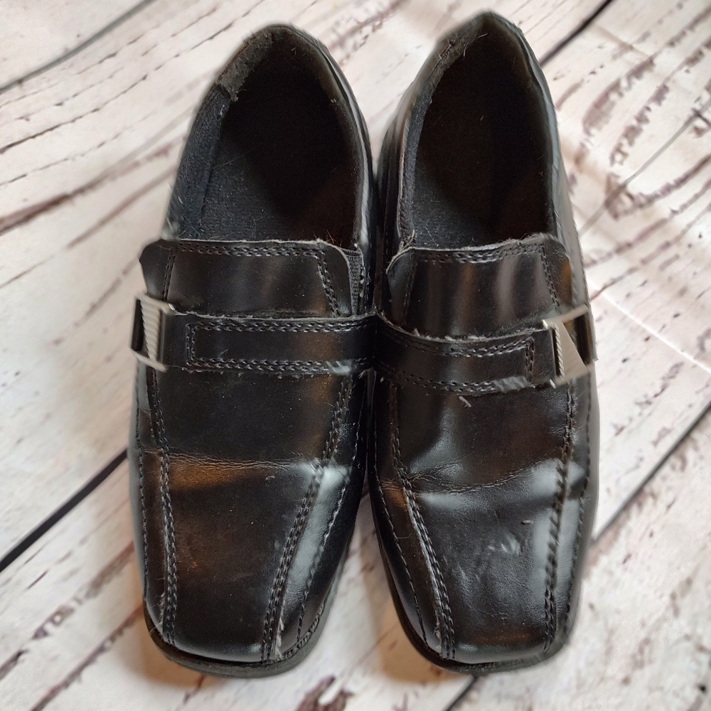 Smart fit black dress shoes size 13